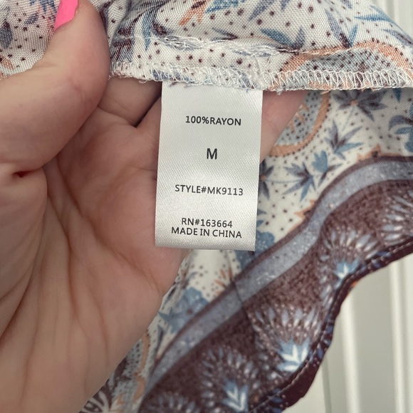 New with tags Mazik top. Eyelet detail + floral details. - Picture 5 of 6